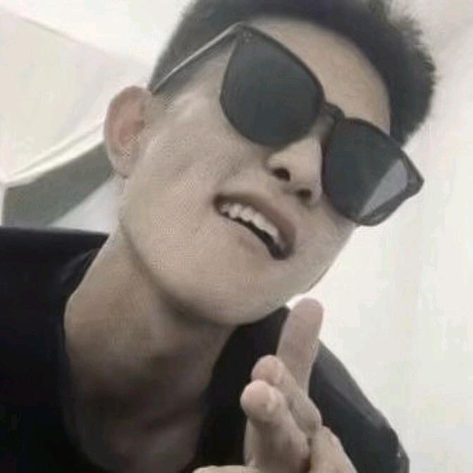 李遇云.
