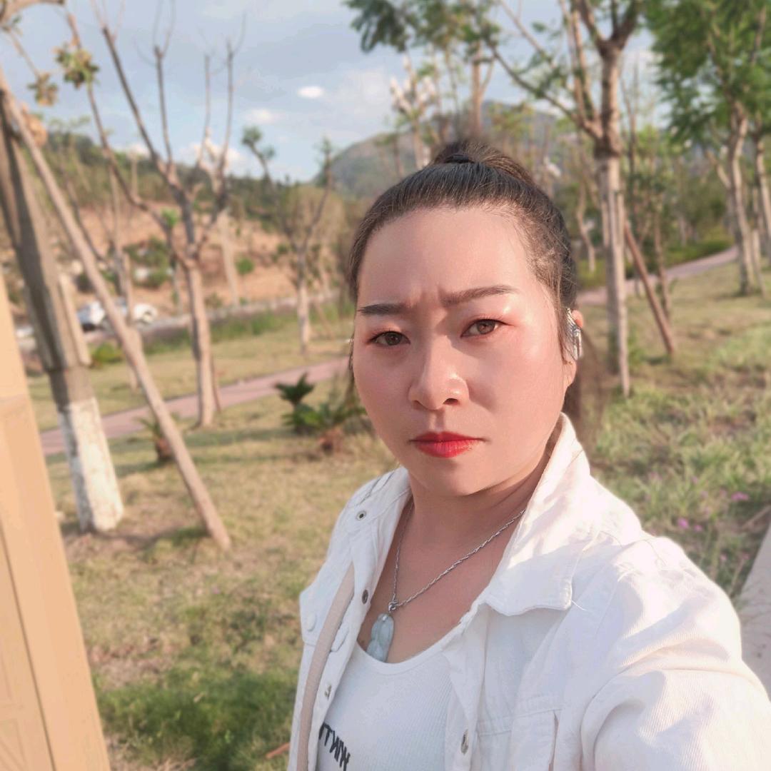 🐇剪了长发🌺断了情🌺