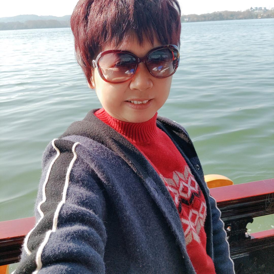 红英 