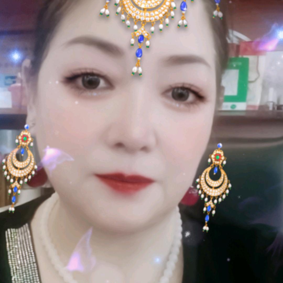 锦泓女装→怦然星动:男装女装集合店