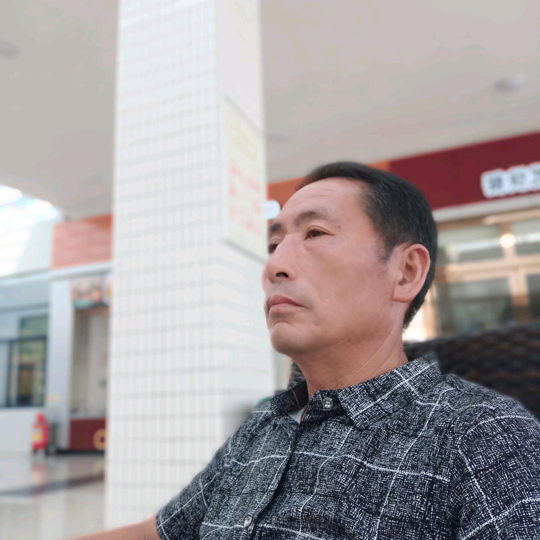 没人疼
