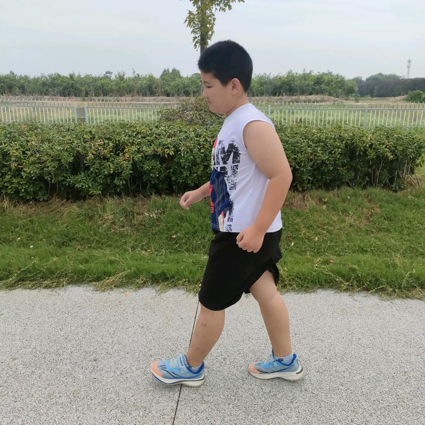 奕鑫一亿（减肥篇)