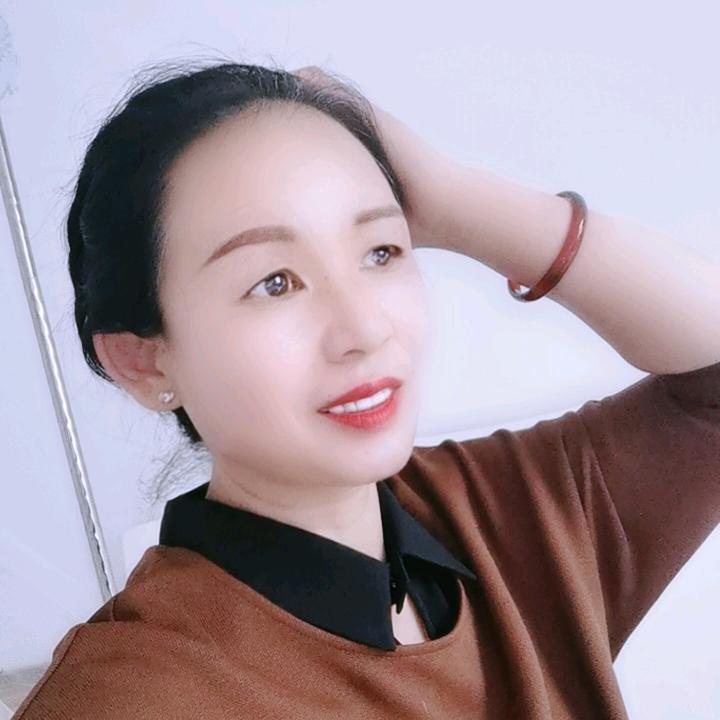 八方来财的小富婆