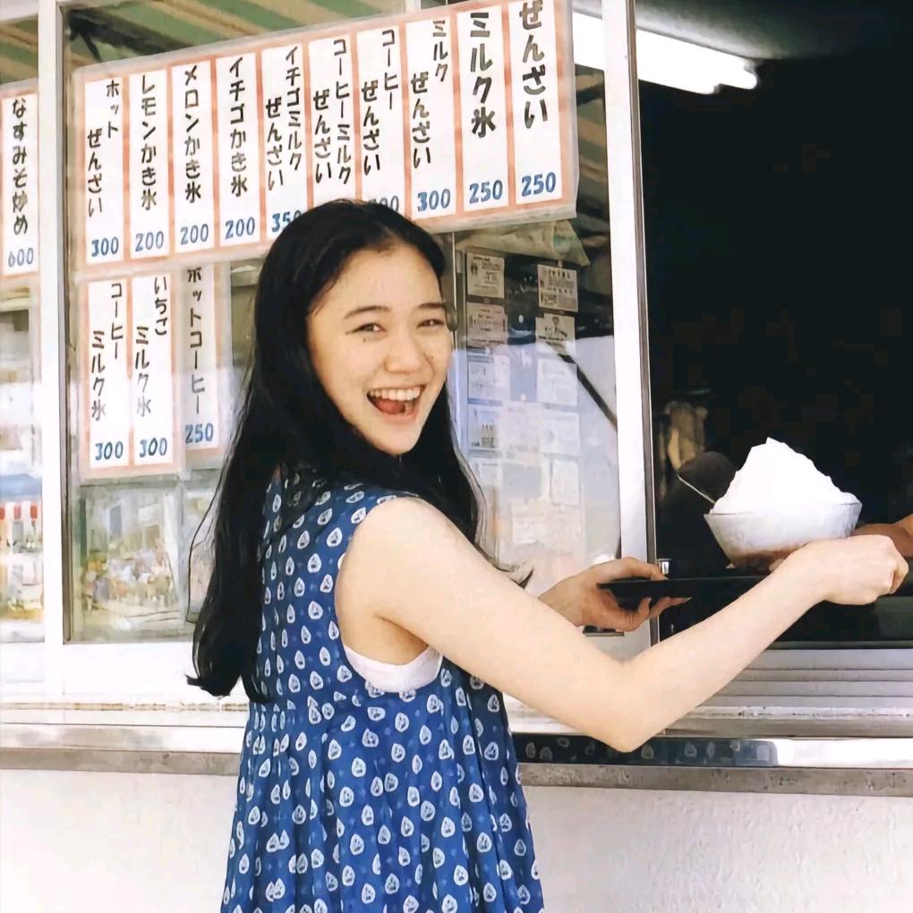 椿里人