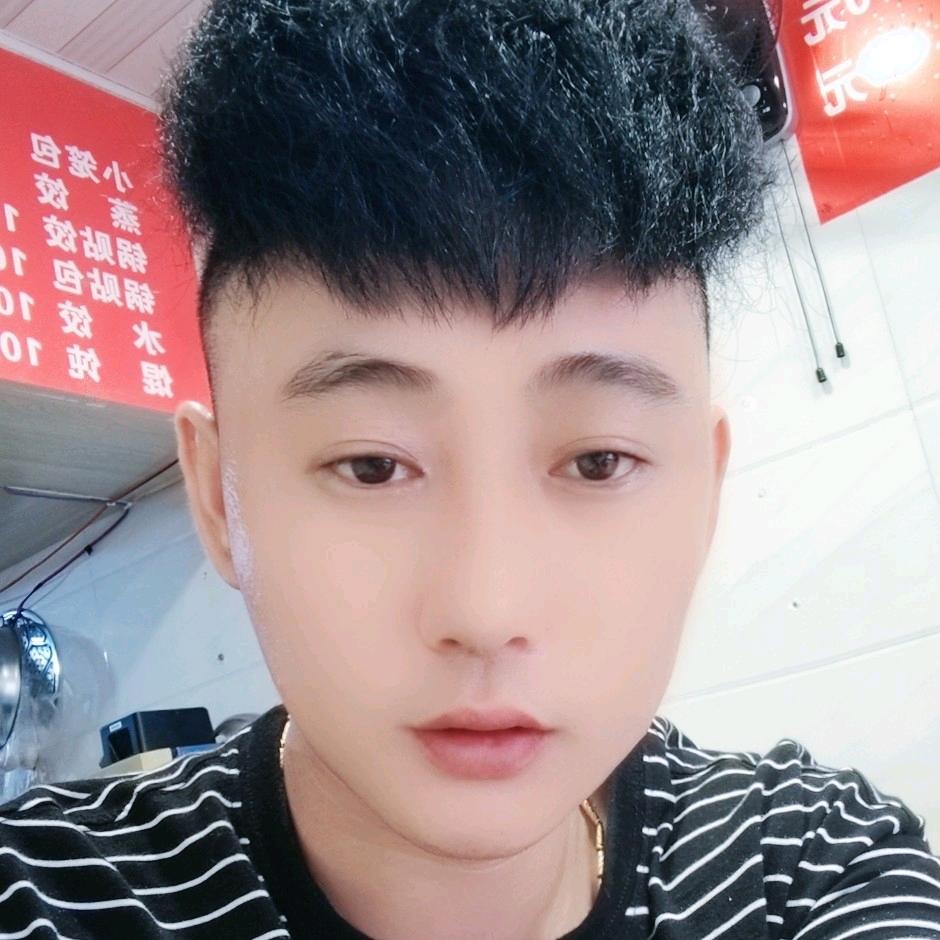 @摆摊餐饮人  潘潘