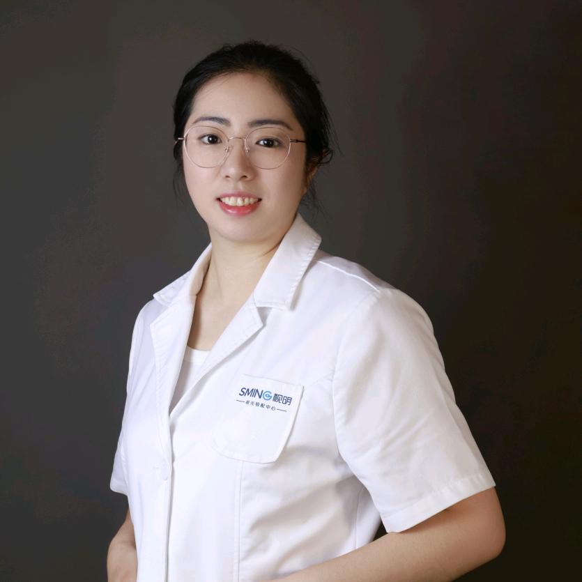 视明眼镜总店 谢书丽