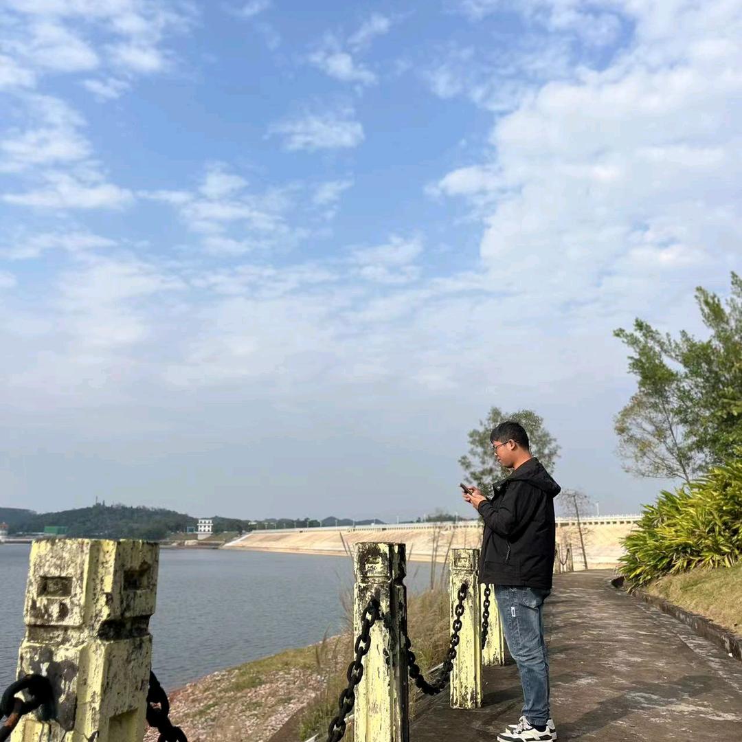 小梁（奋斗中）