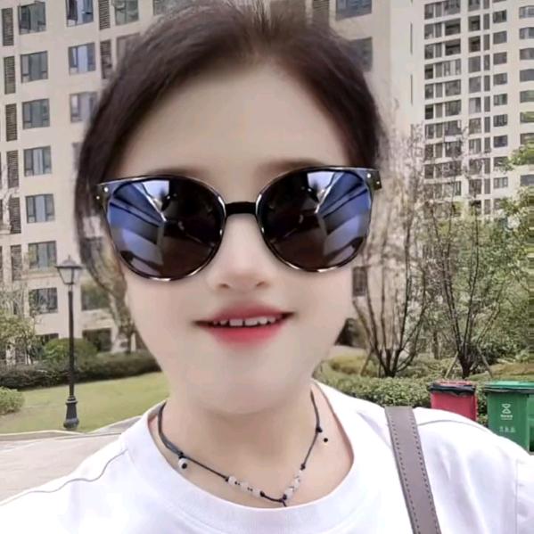 刘英爱跳舞
