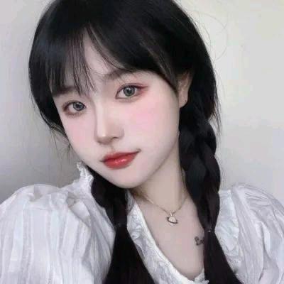 燕笑语兮