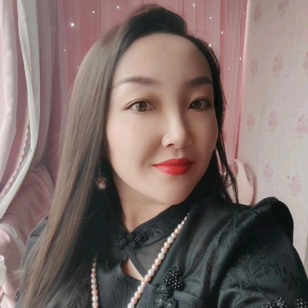 六个娃娃的妈妈