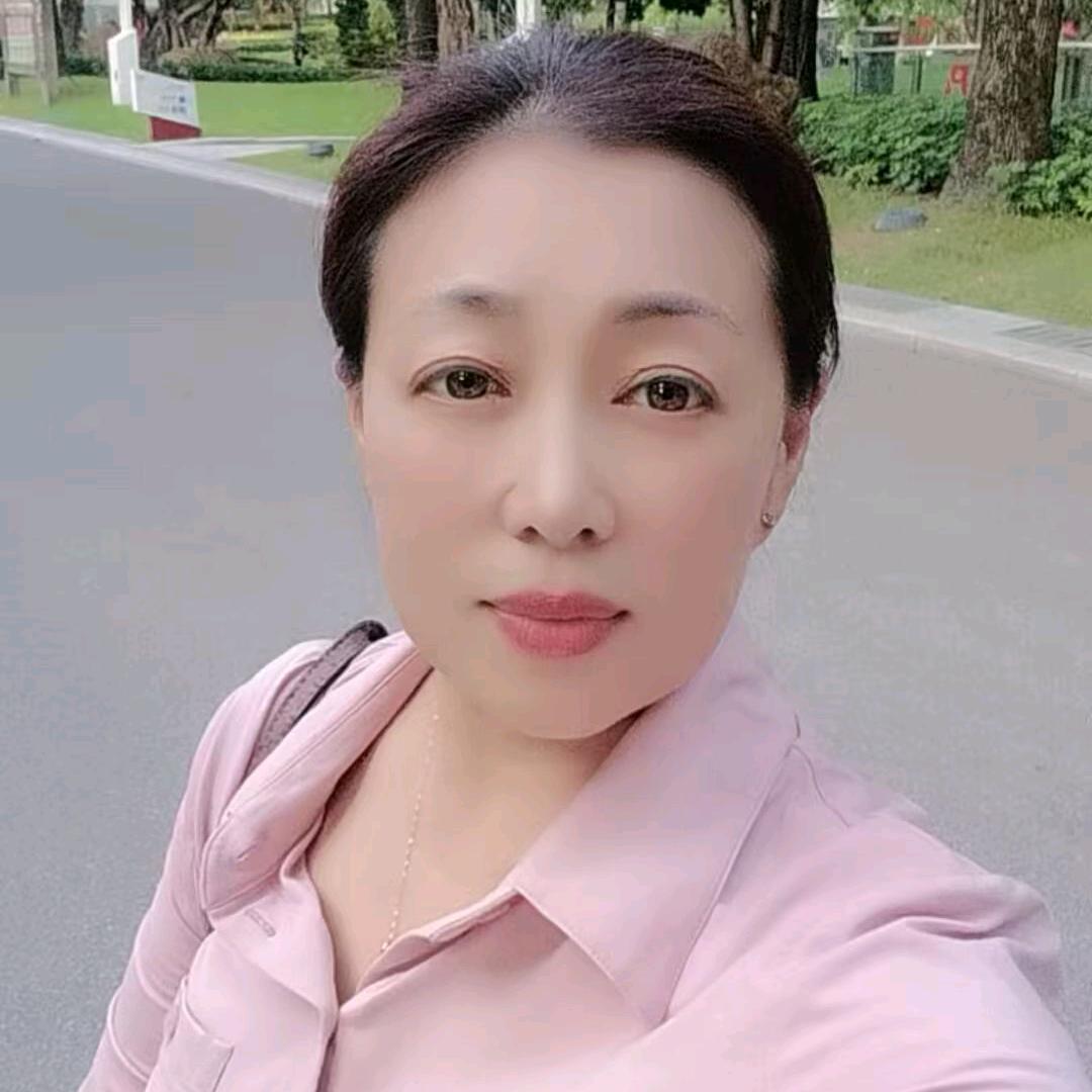 花都房产梅姐