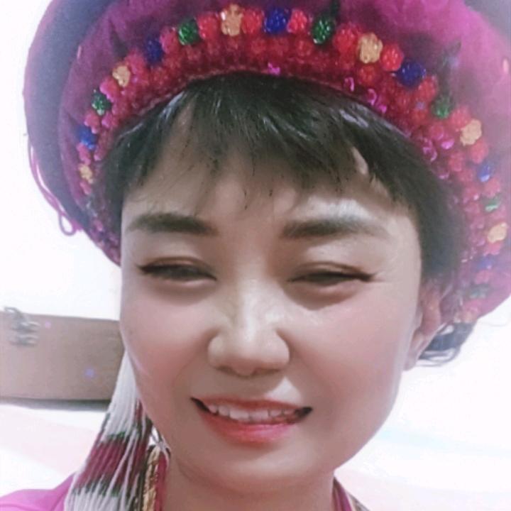 嘴角上扬，笑看人生