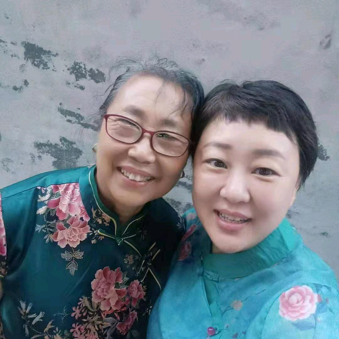 豆豆在江苏赶集（直播间摆摊）