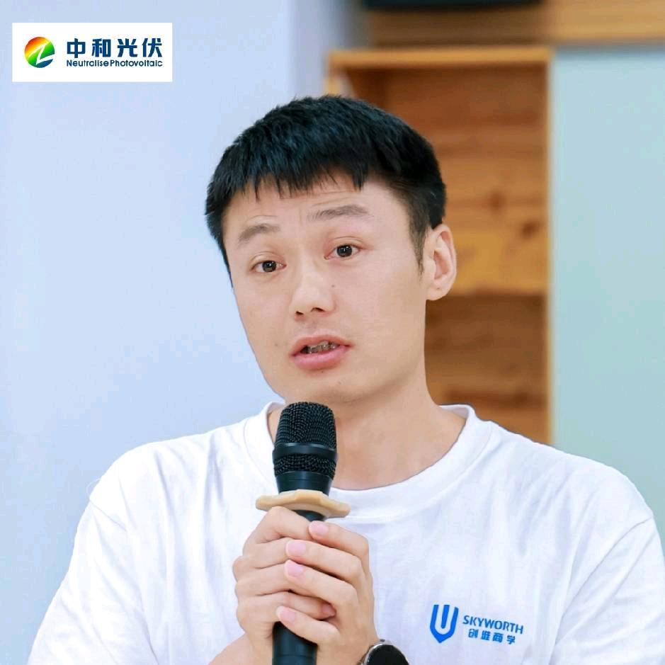 瑞哥-光伏平台商[粤湘鄂赣川贵豫桂琼]