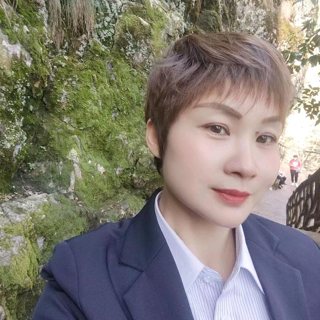 武冈凰腾星辰书苑胡姐