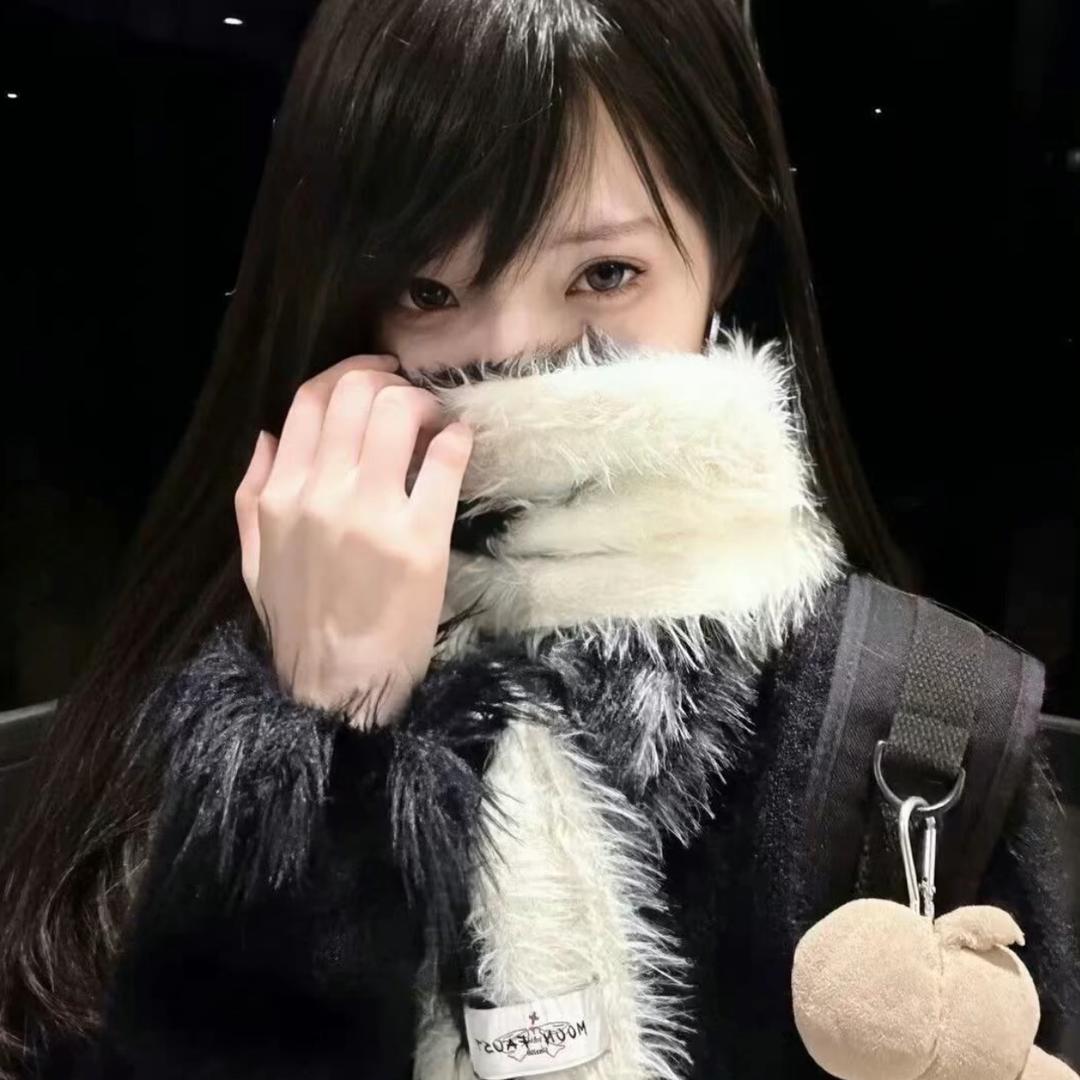 小依
