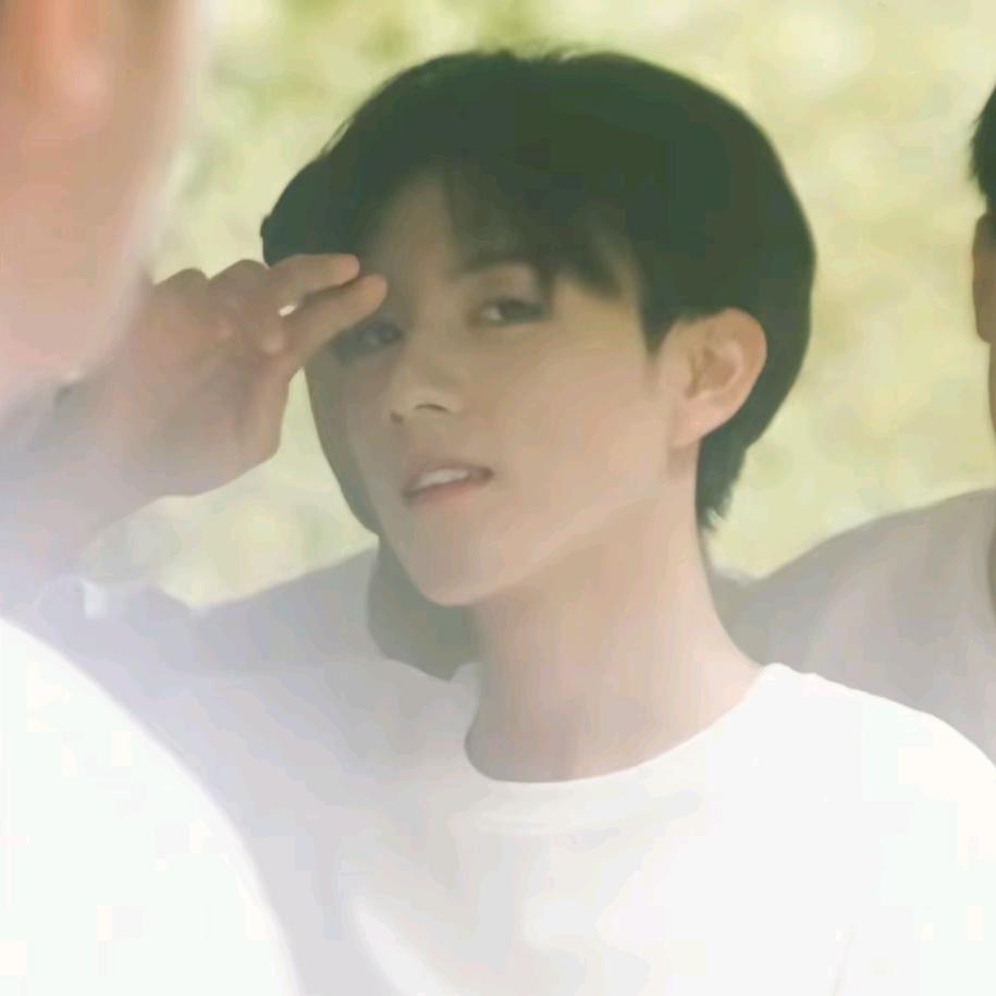 泥塑丑男等于辱女