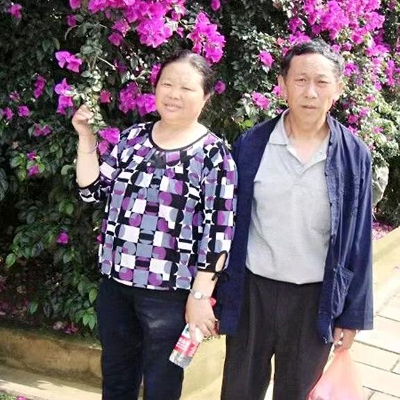李大容