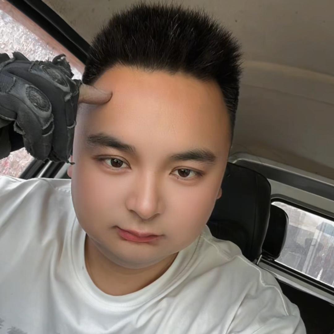 爱唱歌的小哥哥