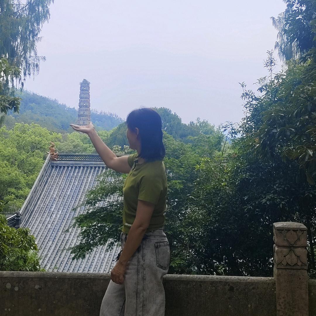 芳草