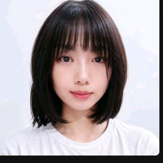 依依