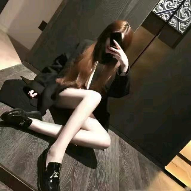 诗诗😇