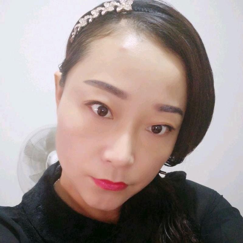 把青春留在身后，长大后有很多无奈。