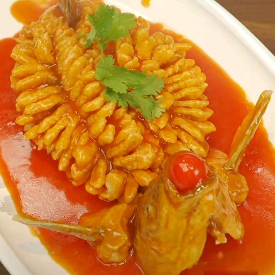 爱上厨房的胖哥。