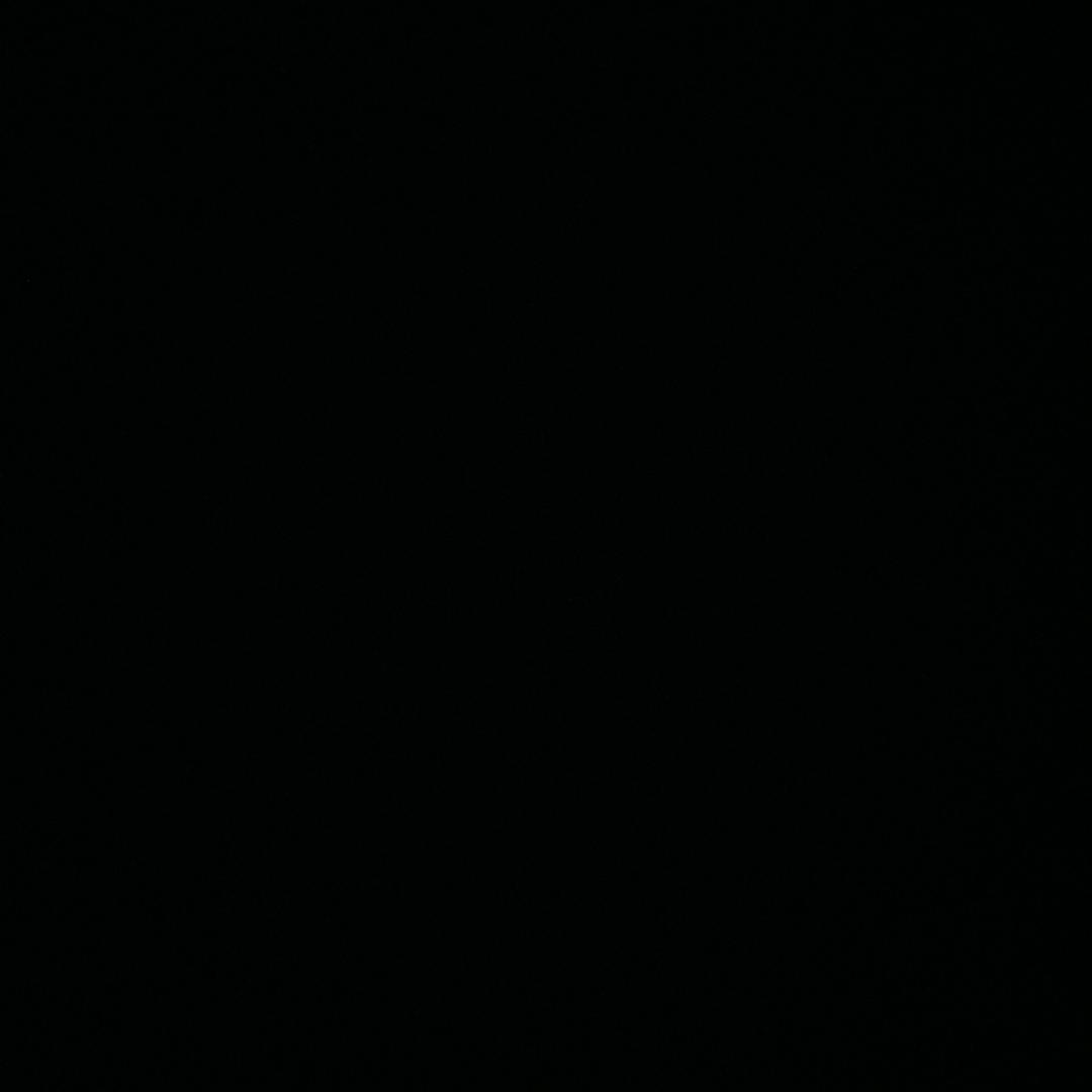 YJ（小轩严峻的二叔）