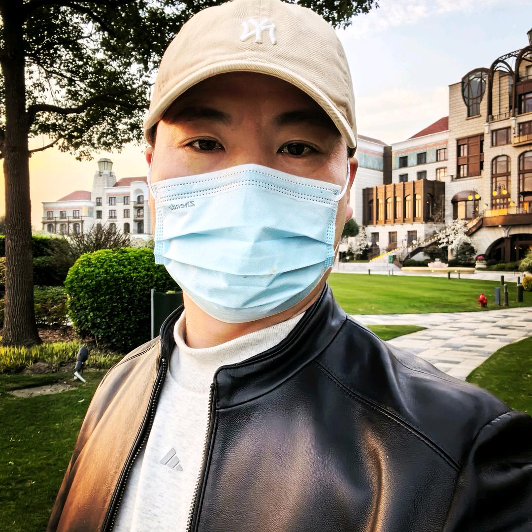 半个北京人小石头