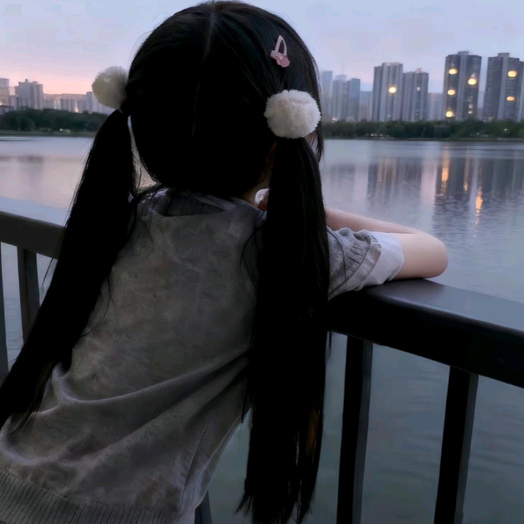 一只冷脸萌