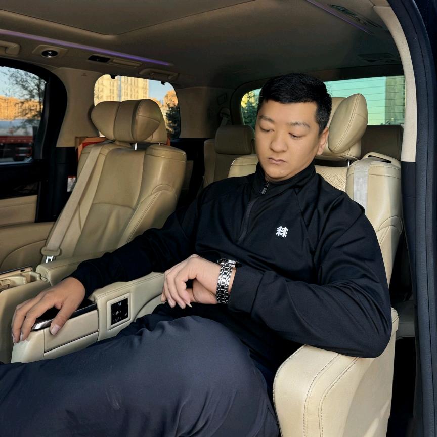 晨松（打不过柏盛）