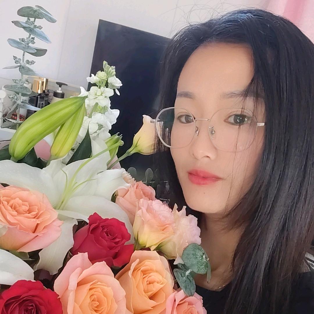 李三嫚(✪▽✪)🌷🌷