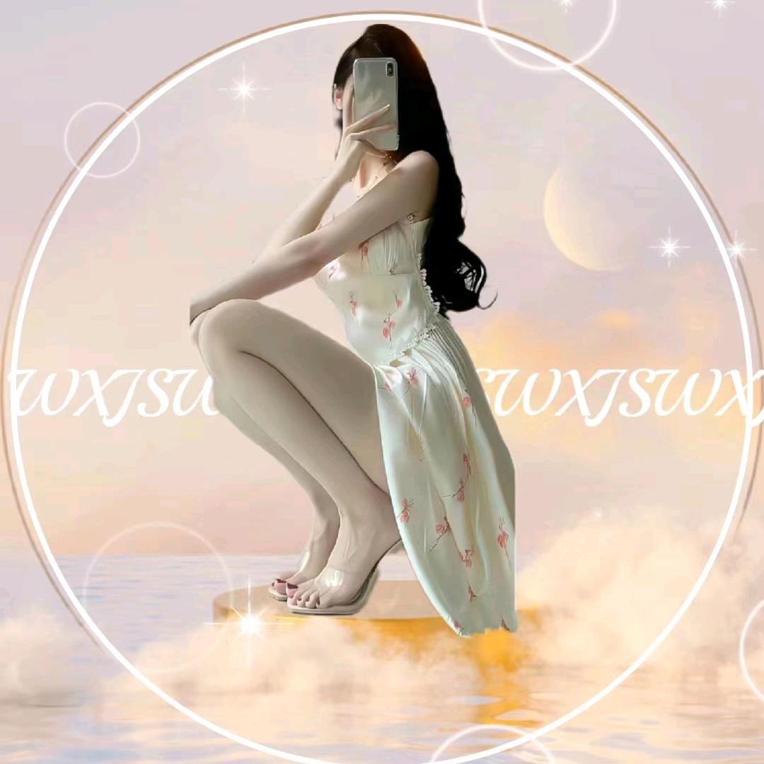 小小何.🥂𝓦 𝔁