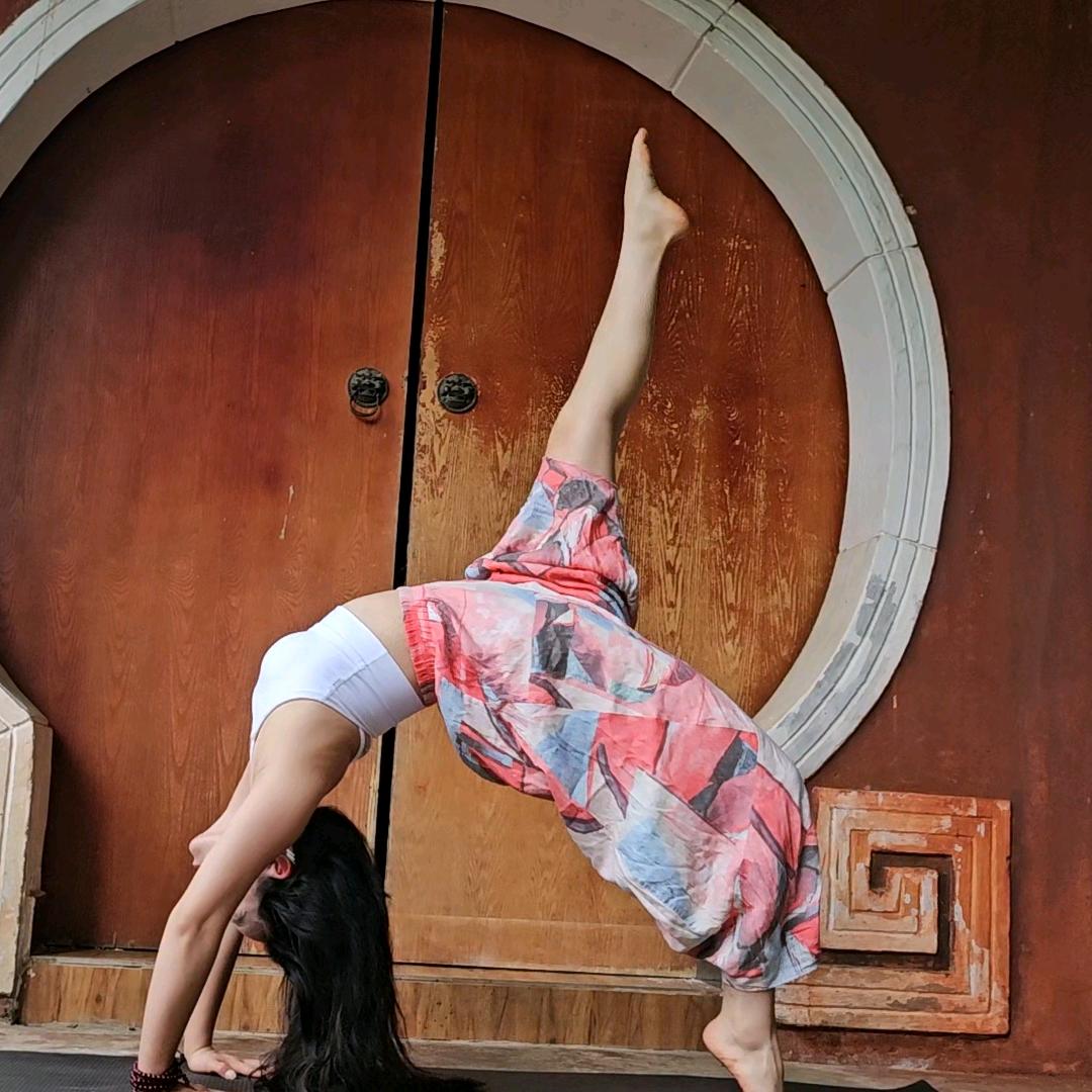 黄平县思韵瑜伽馆