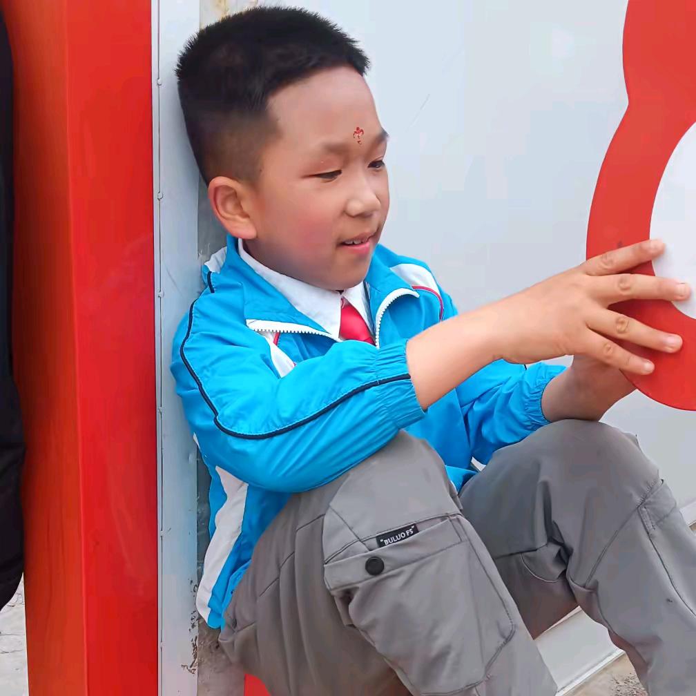 大宝挣钱老婆当家