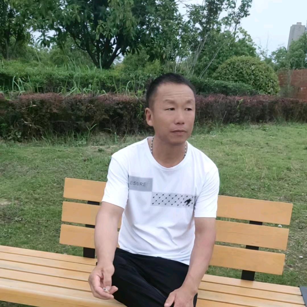 专业铺贴，墙灬地。砖1。。\\