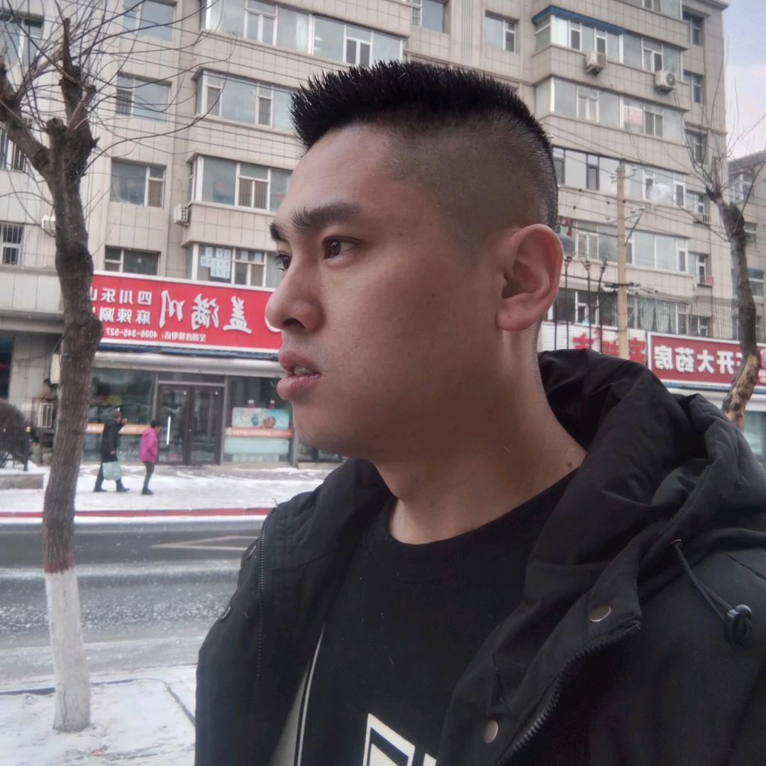 王小七😎
