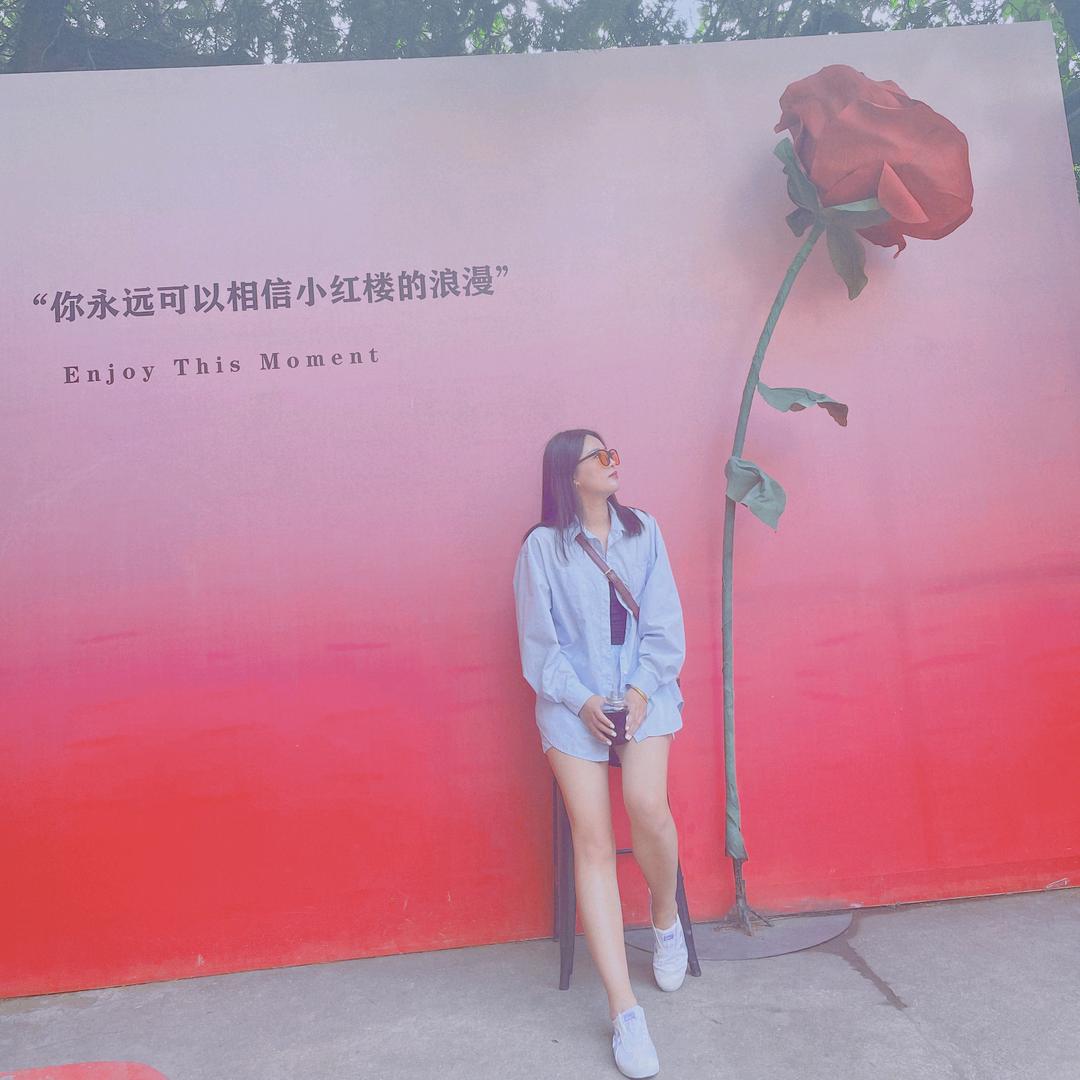 😘康康康吖🌸