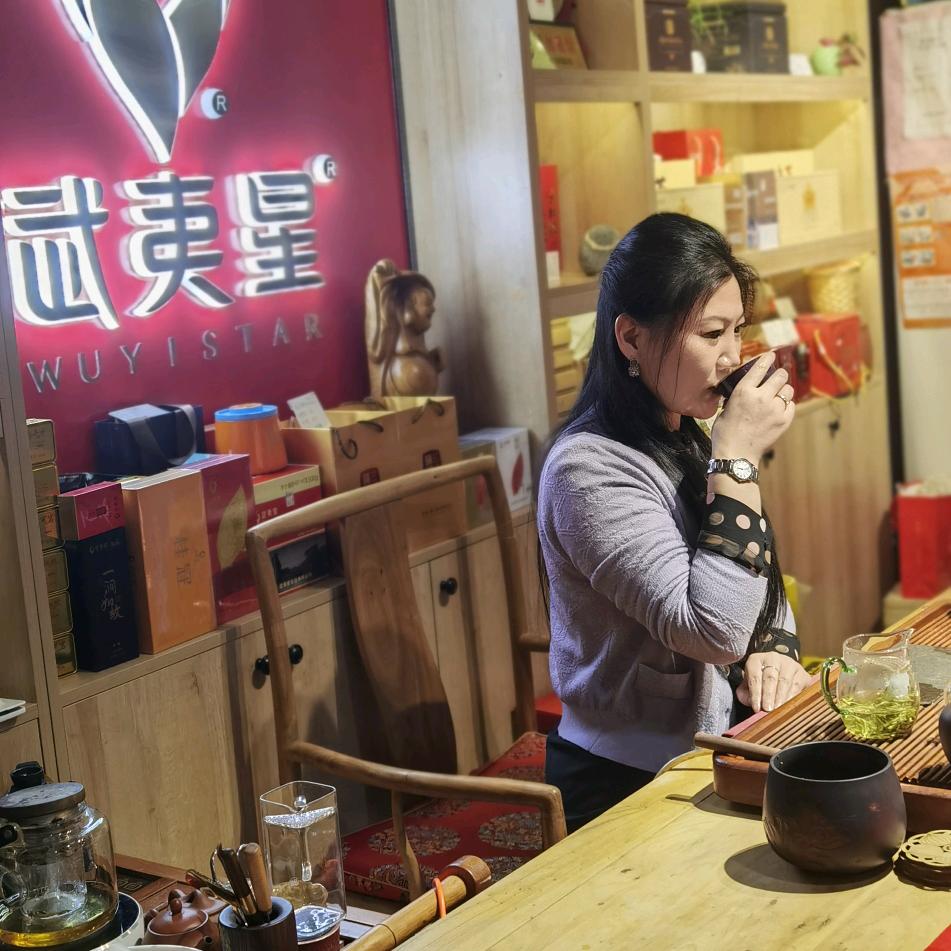 济南市莱芜区鲁赢茶庄店