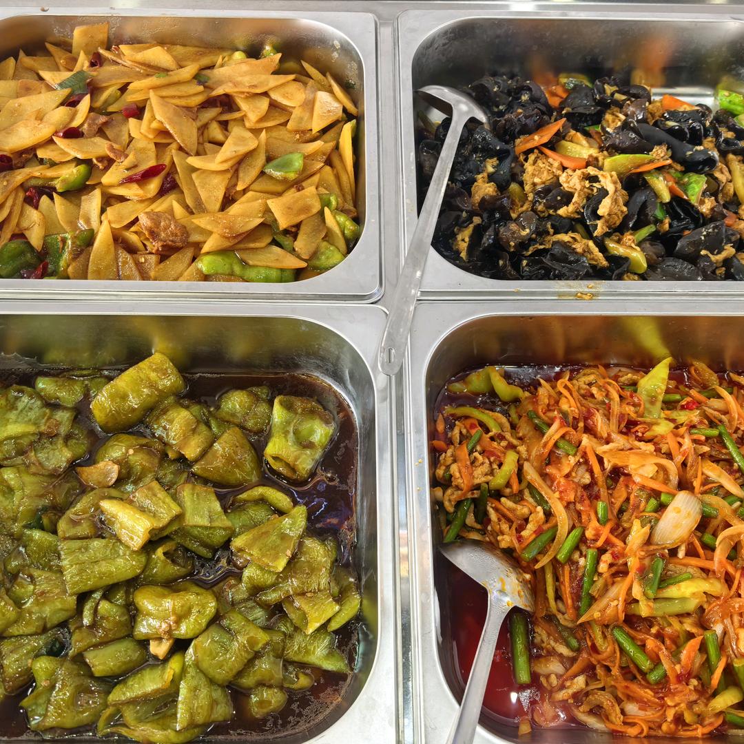 18元大玮自助餐二中店