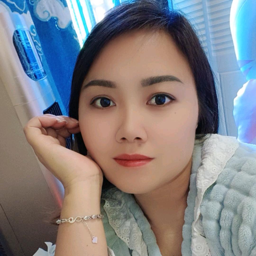 丽贝贝（故事和酒我都有）
