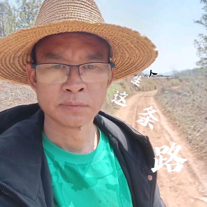 黑三锅（首播12：18首播）