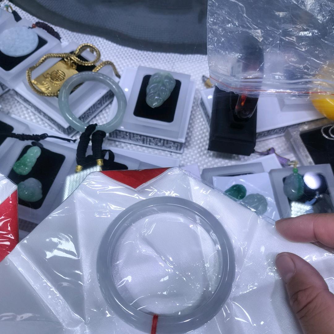 @@໑ຼₒ₂₃ღ᭄傻丫头🕊꧔ꦿ᭄?：໑