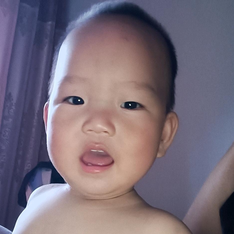 华  哥