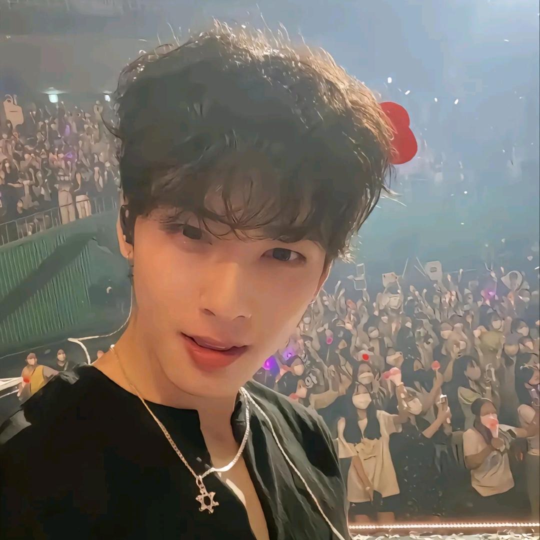 满塘的蛤蟆我叫最响