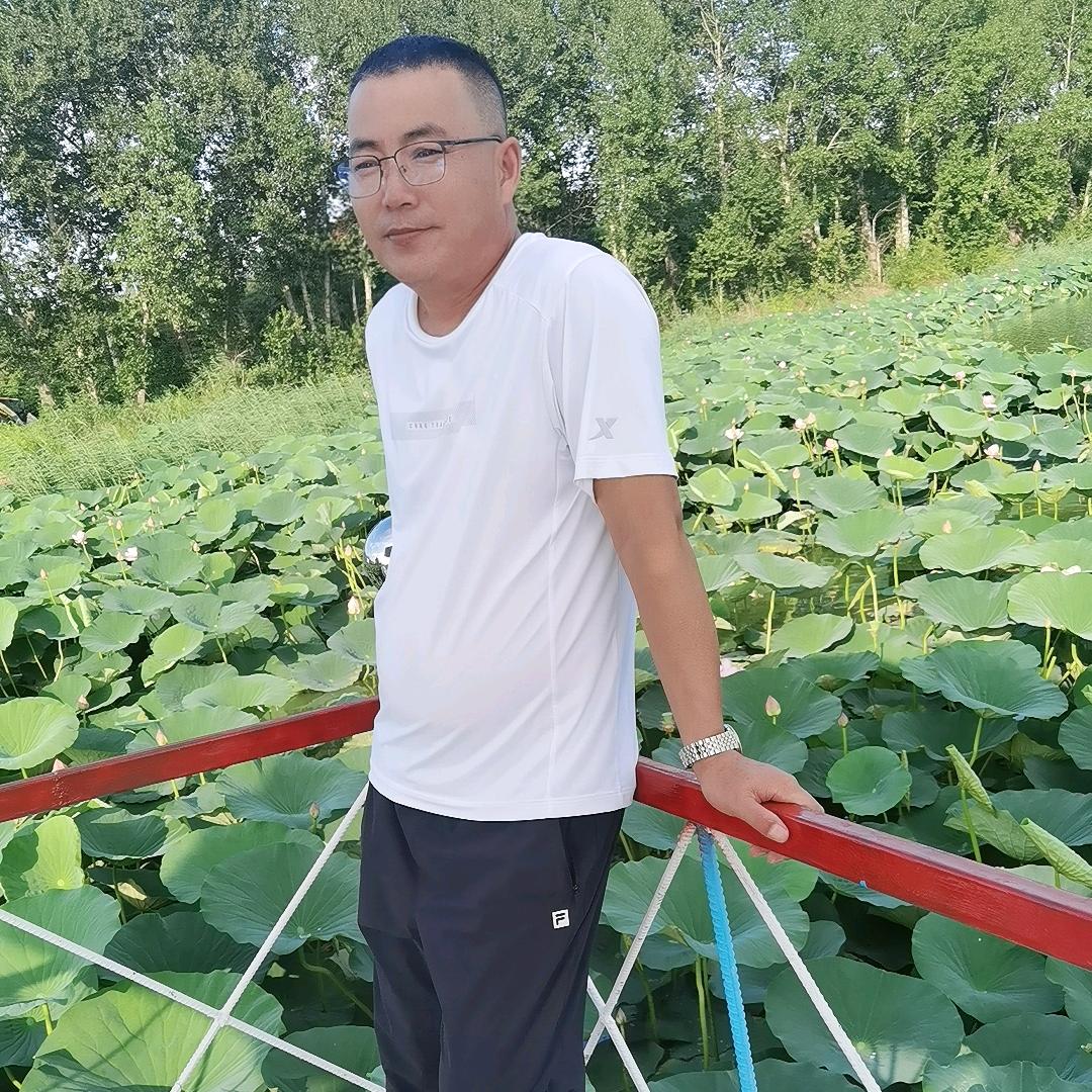 万客来服饰拓展部刘总