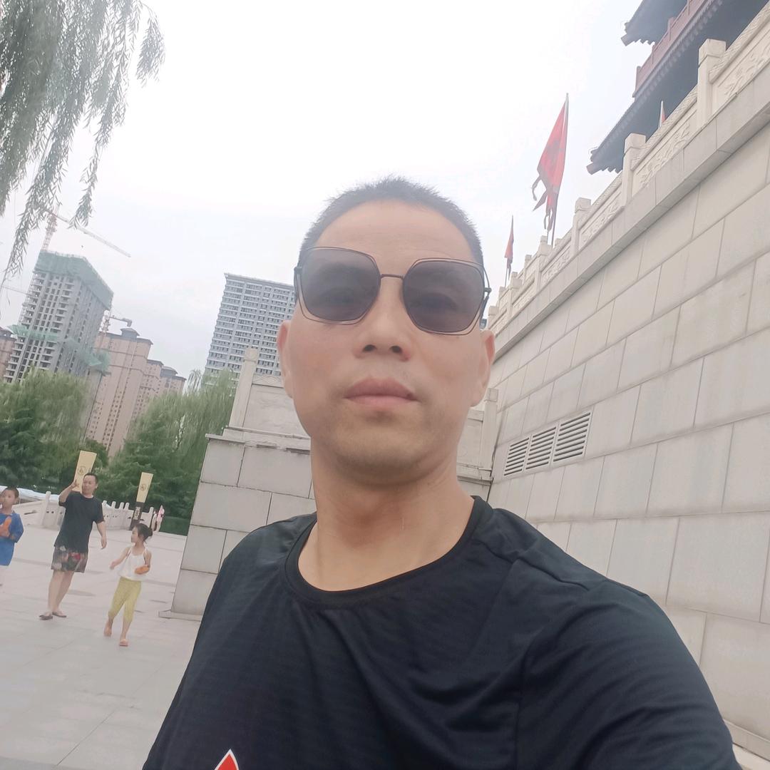 西安劉大哥贴砖