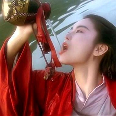 三月杨柳醉春烟