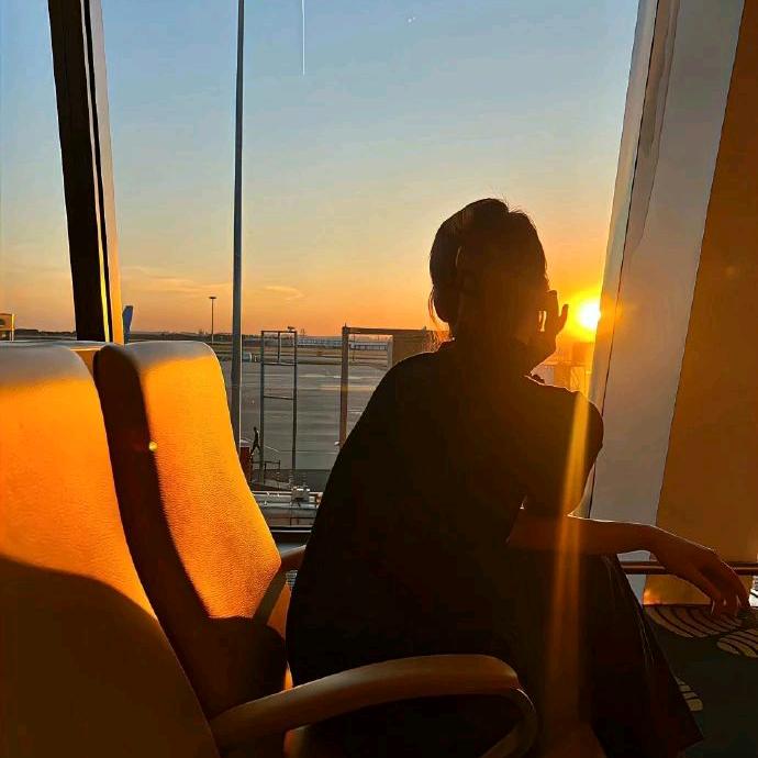 AI黑谷科技  路老师